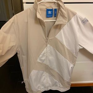 tan adidas windbreaker